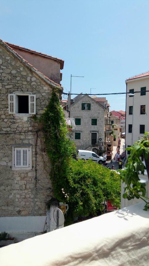 מאקרסקה Apartment Davorka מראה חיצוני תמונה