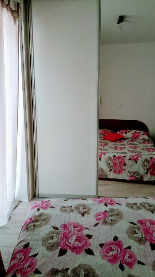 מאקרסקה Apartment Davorka מראה חיצוני תמונה